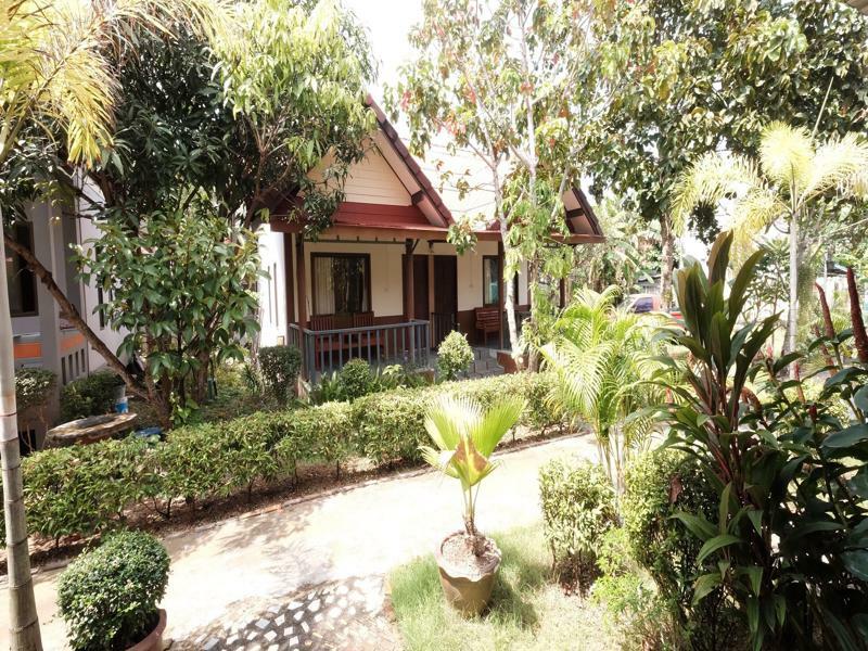 Lanta Sky House Hotel Koh Lanta Exterior photo